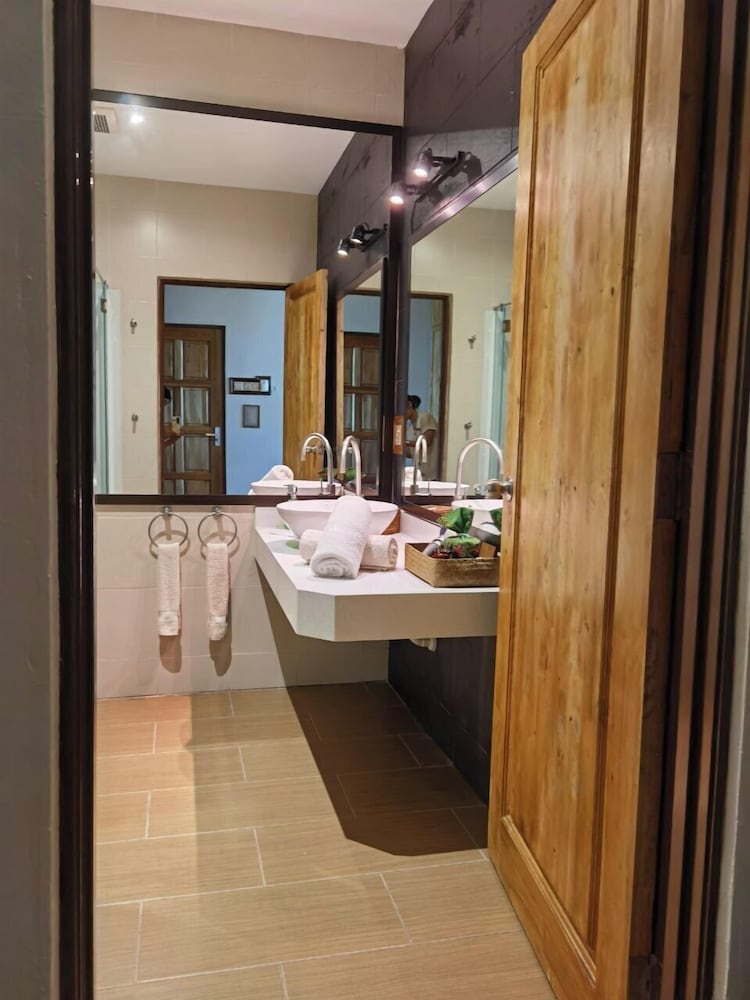 Canopy Studio - Photo 9