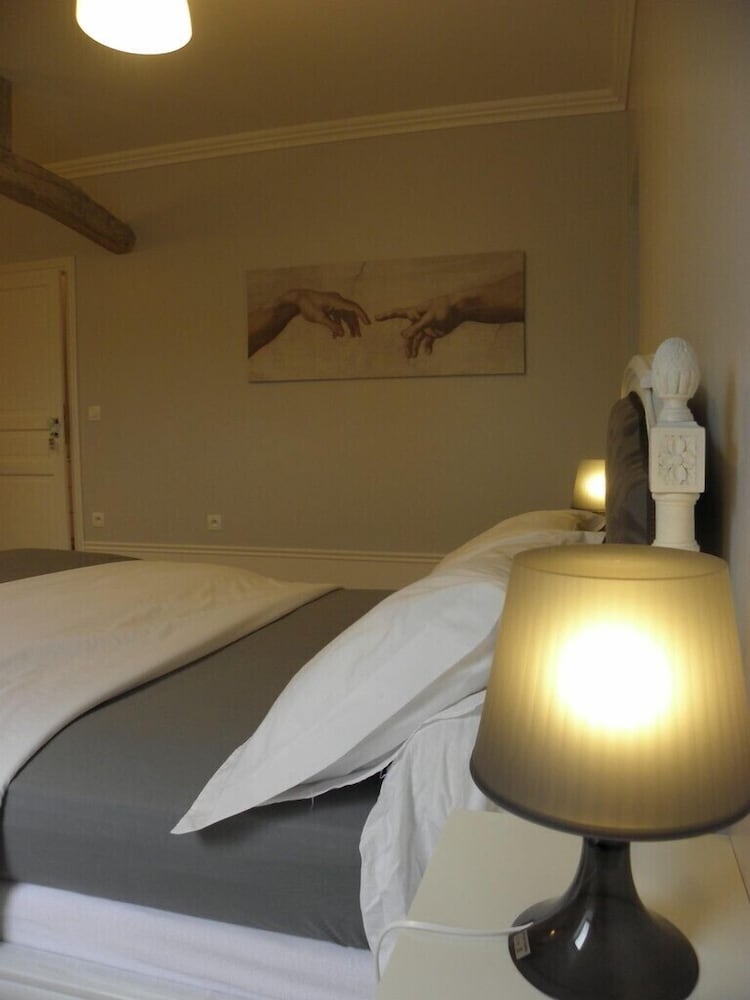 Double Room (D'Amiens) photo 3
