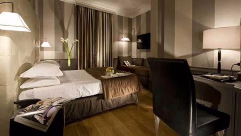 Junior Suite 4 pax photo 2