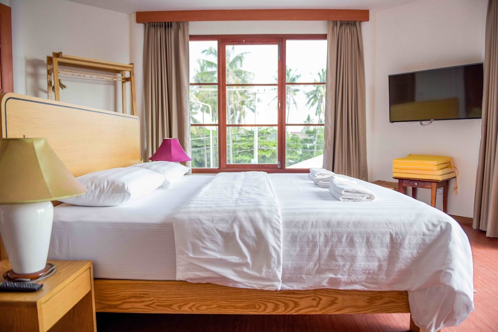 Deluxe Double with Sea View - Photo 9