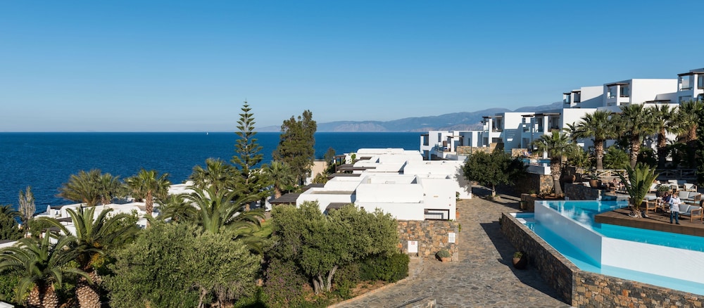 Classic Bungalow, Sea View