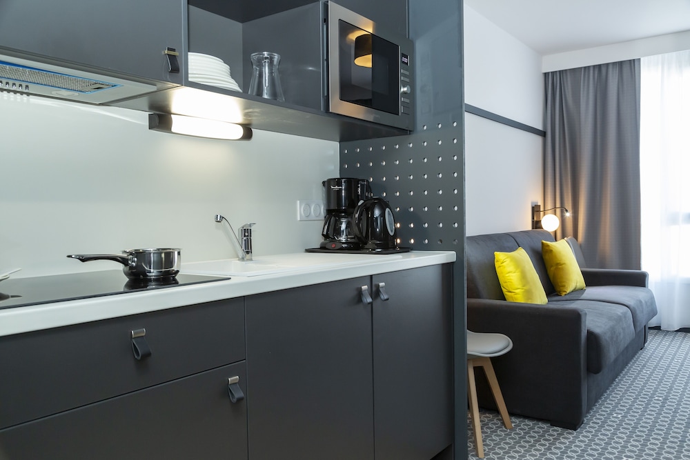 Apartment - Photo 4
