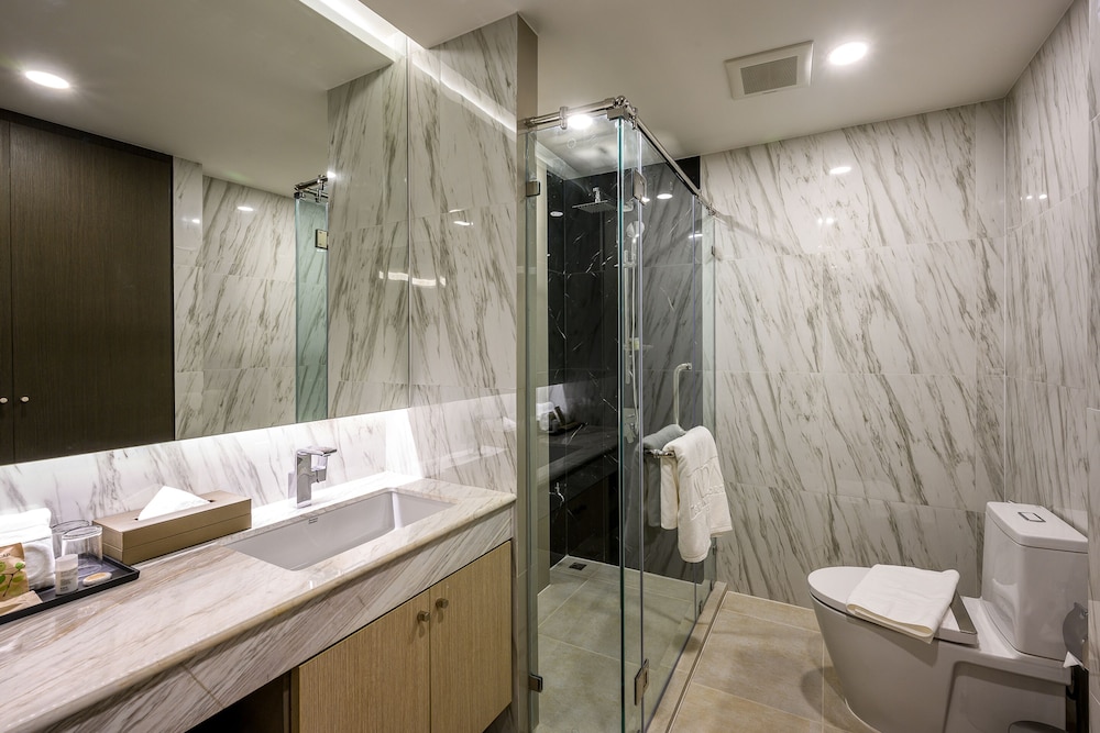 Grande 2 Bedroom Suite Ocean View with Plunge Pool - Photo 23