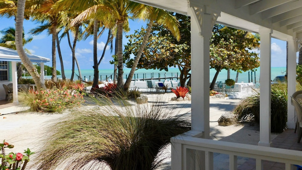 Oceanview King Room photo 3