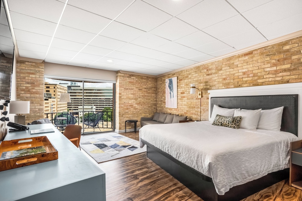 Junior Suite King