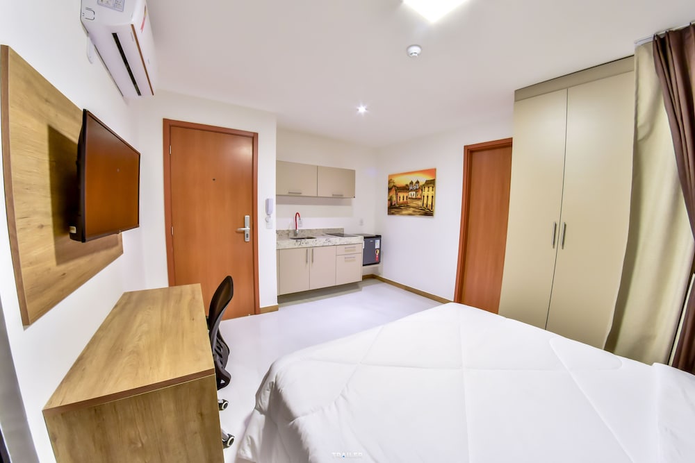 Superior Double Room, City View photo 2