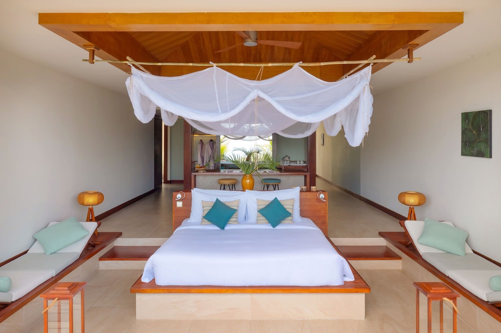 Two-Bedroom Ocean View Suite - All Spa Inclusive photo 2