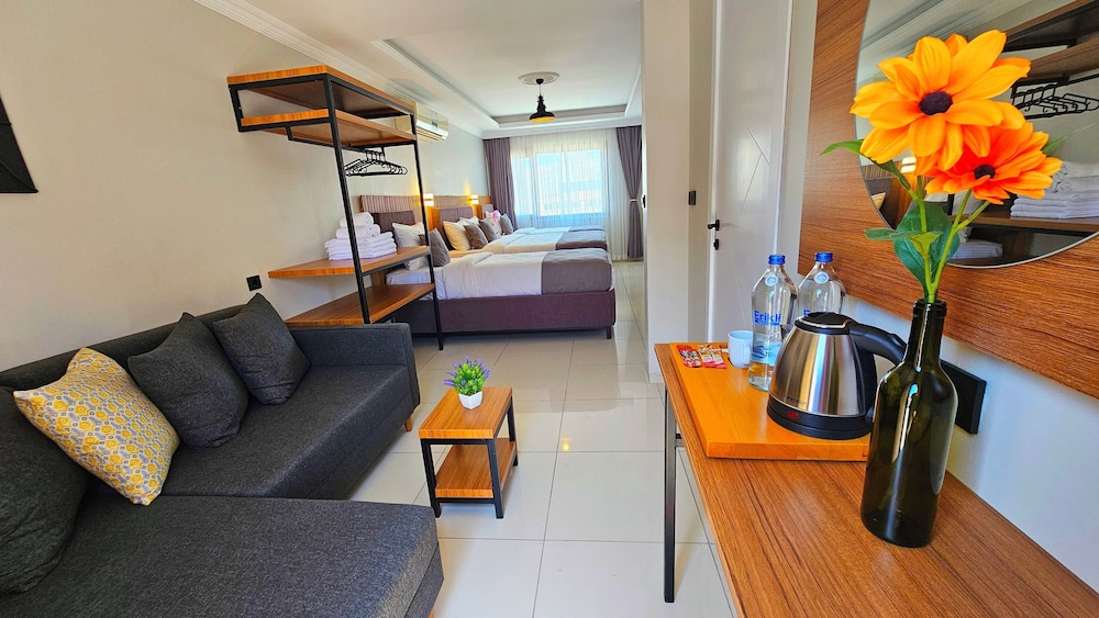 Terrace Room photo 2