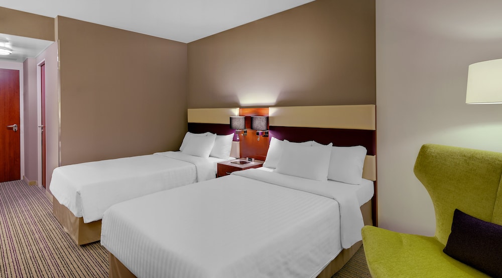 Superior Room, 2 Twin Beds, Courtyard View - Photo 4