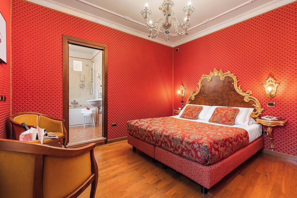 Deluxe Room (Platinum)