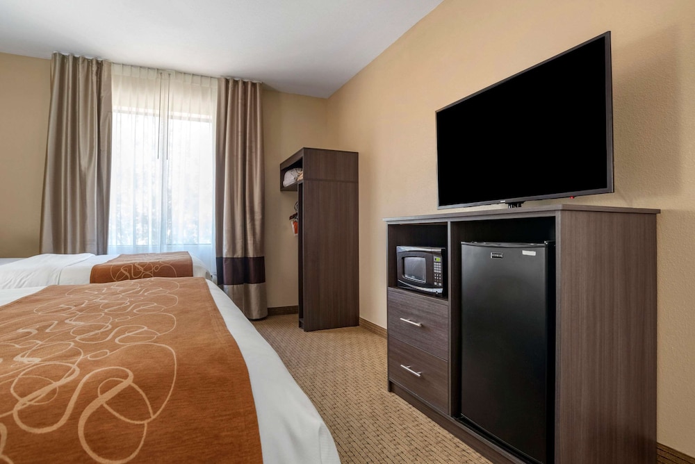 Suite, 2 Double Beds, Accessible, Non Smoking - Photo 5