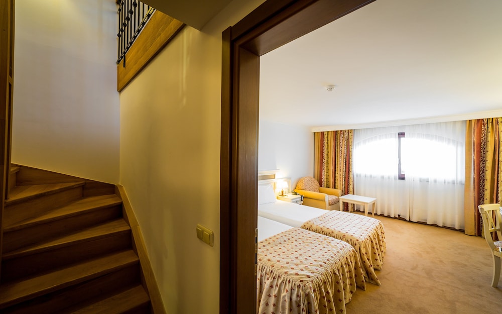 Duplex Suite, Sea View photo 3