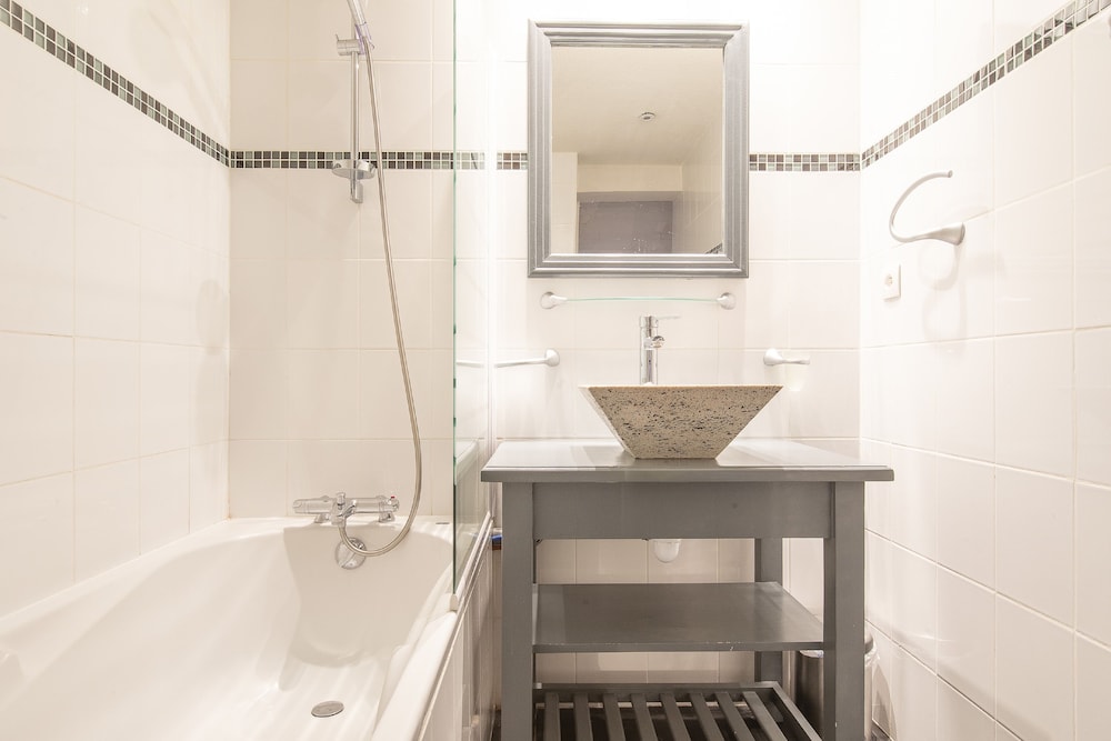 Basic Apartment, Ensuite (AW 303) photo 2