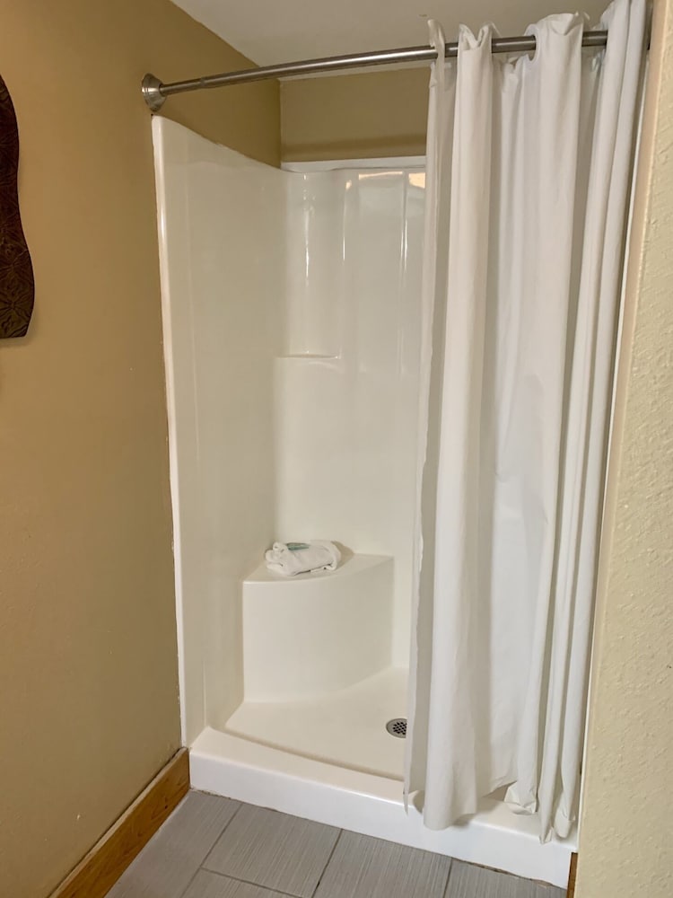 City Suite, 2 Queen Beds - Photo 7