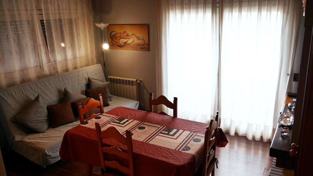 Apartment, 2 Bedrooms photo 3