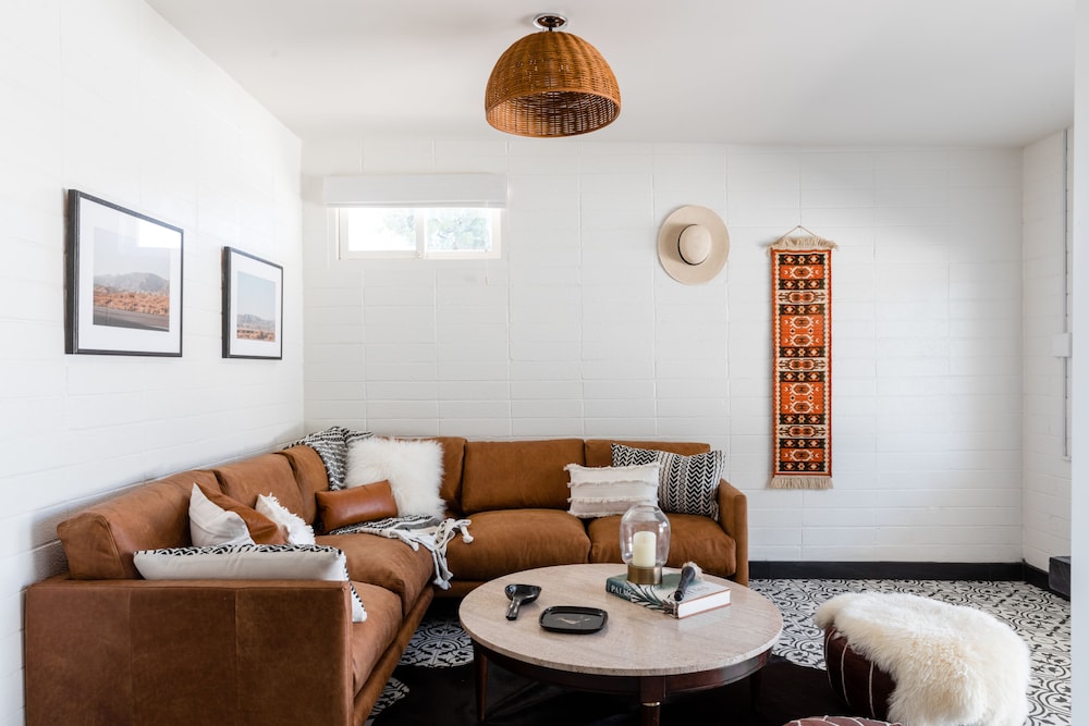 Deluxe King Suite - Patio