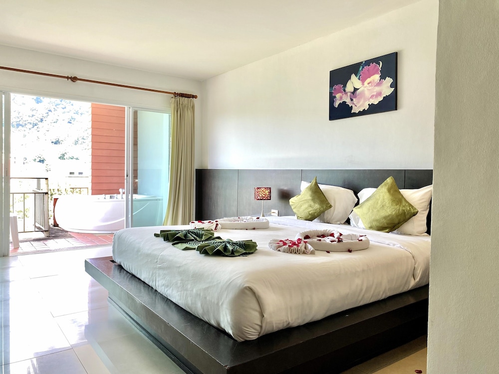 Deluxe Double Room - Photo 20