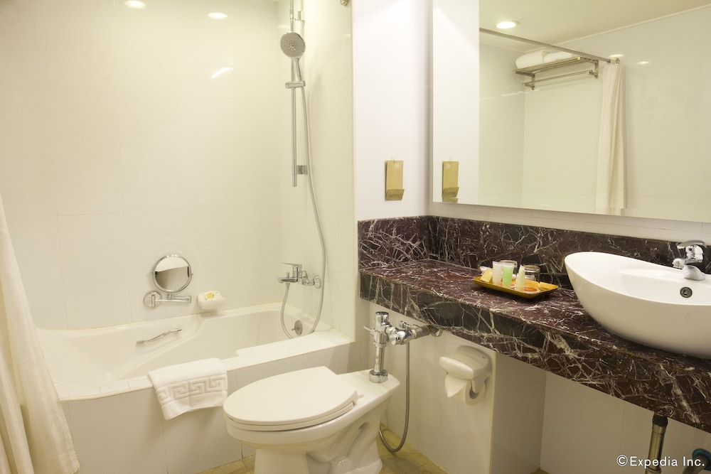 Deluxe Room - Photo 16