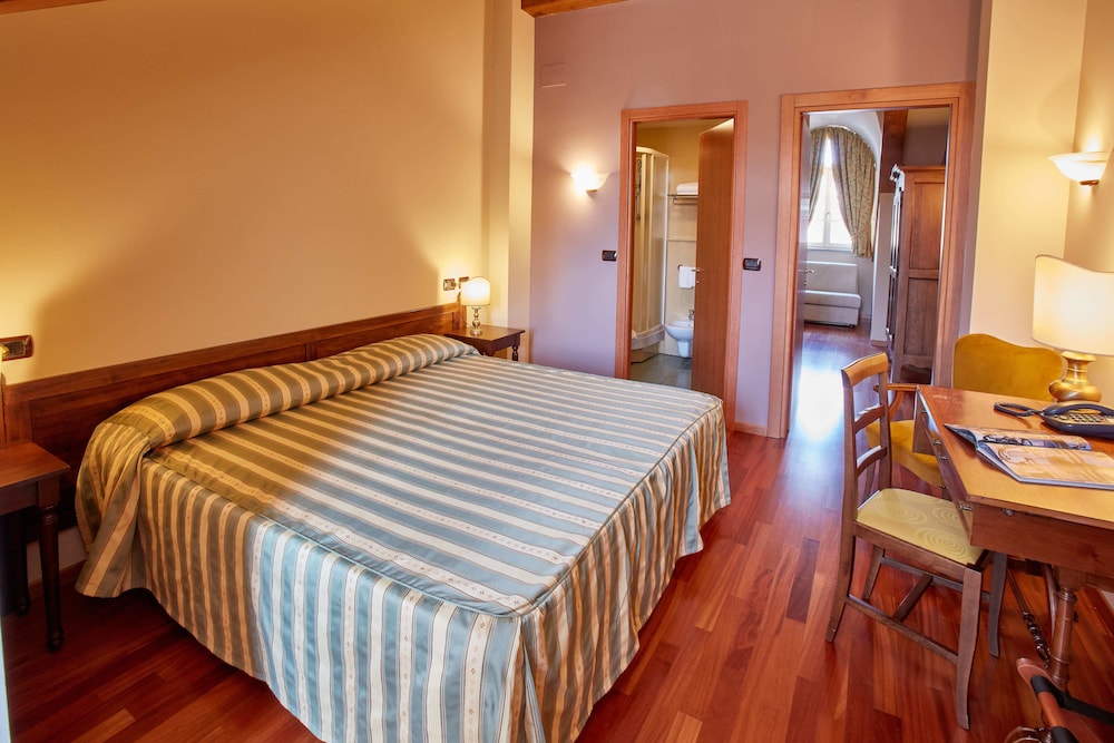 SUITE CON VASCA IDROMASSAGGIO - Photo 1