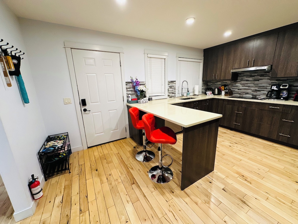 Luxury House photo 3