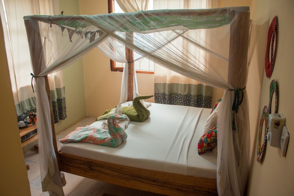 Economy Single Room