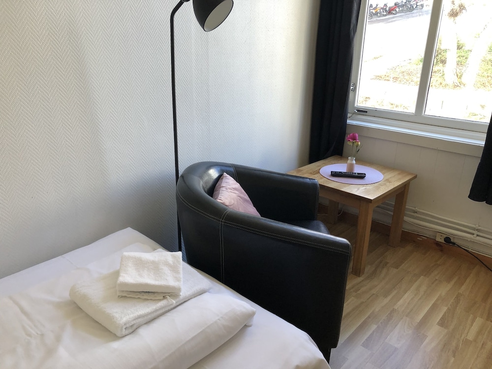 Single Room (Budget) photo 2