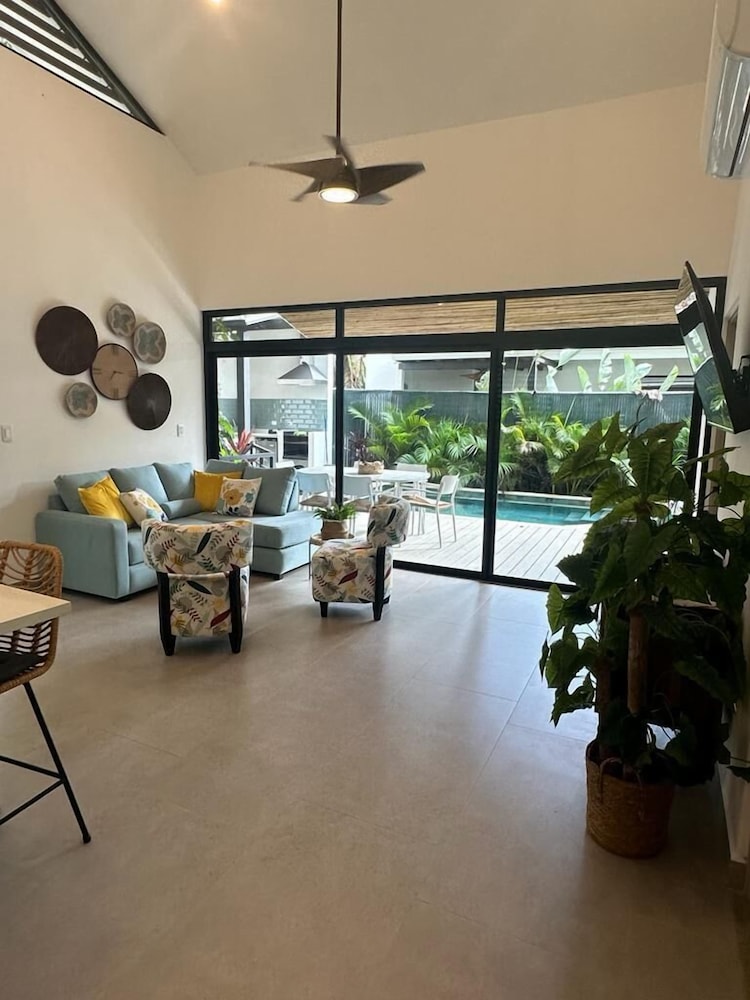 Family House, 3 Bedrooms, Private Pool, Garden View photo 3