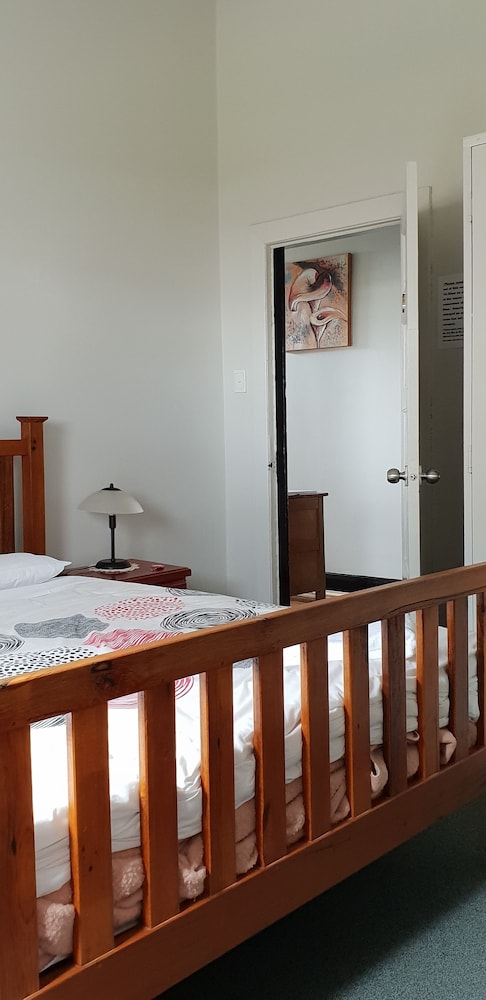 Deluxe King Room photo 3