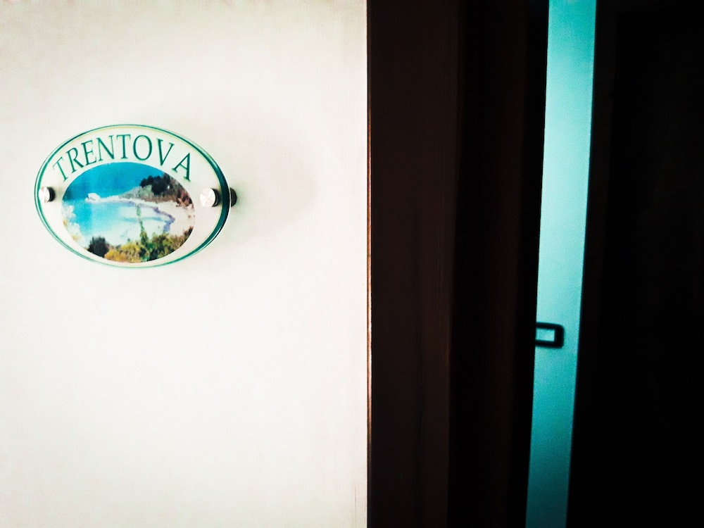 Comfort Double Room, Private Bathroom (Camera Trentova) photo 1