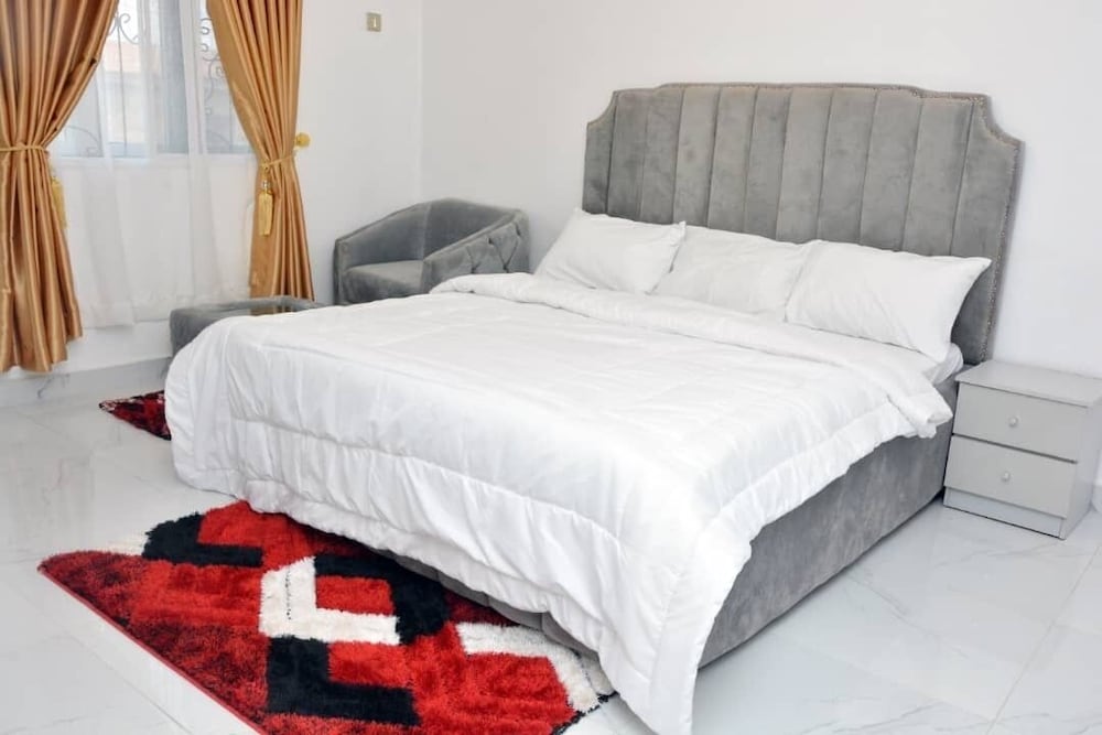Executive Apartment photo 2