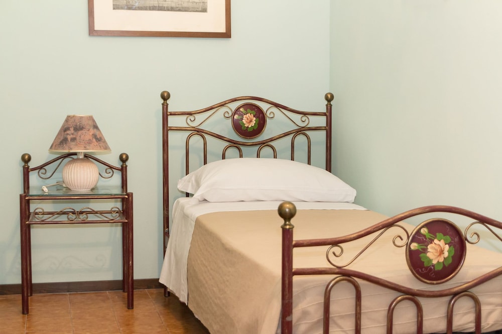 Quadruple Room (Margherita) photo 3