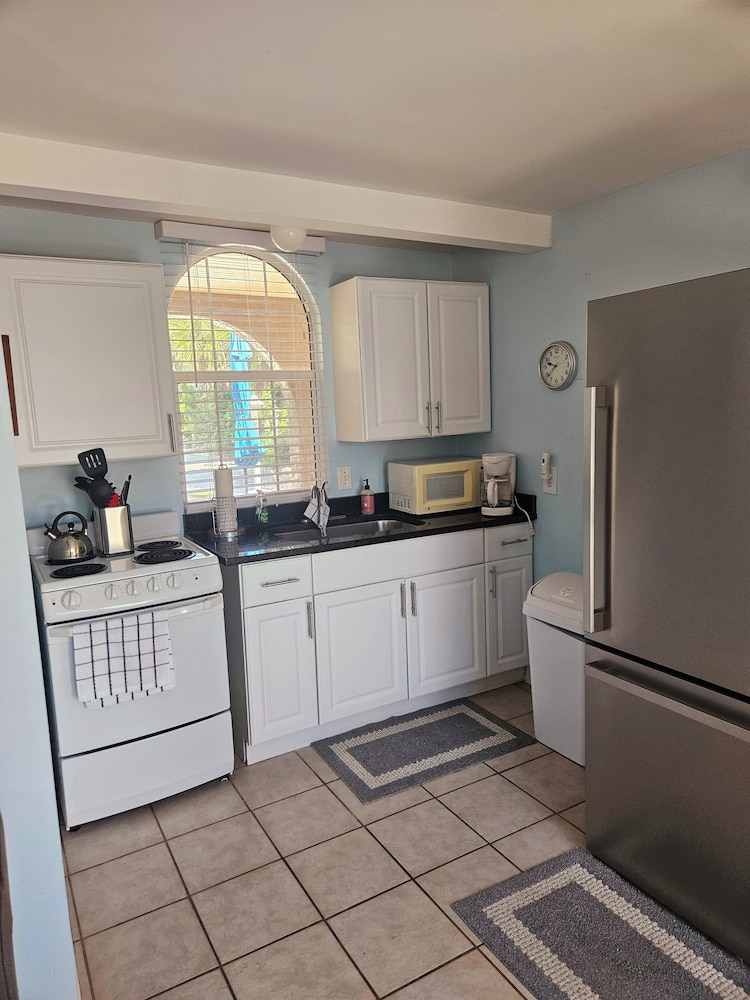 Deluxe Cottage, 1 Bedroom photo 2