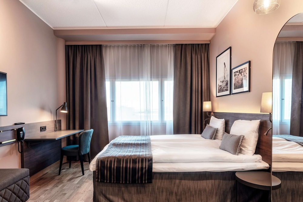 Standard Room, 1 Queen Bed photo 1
