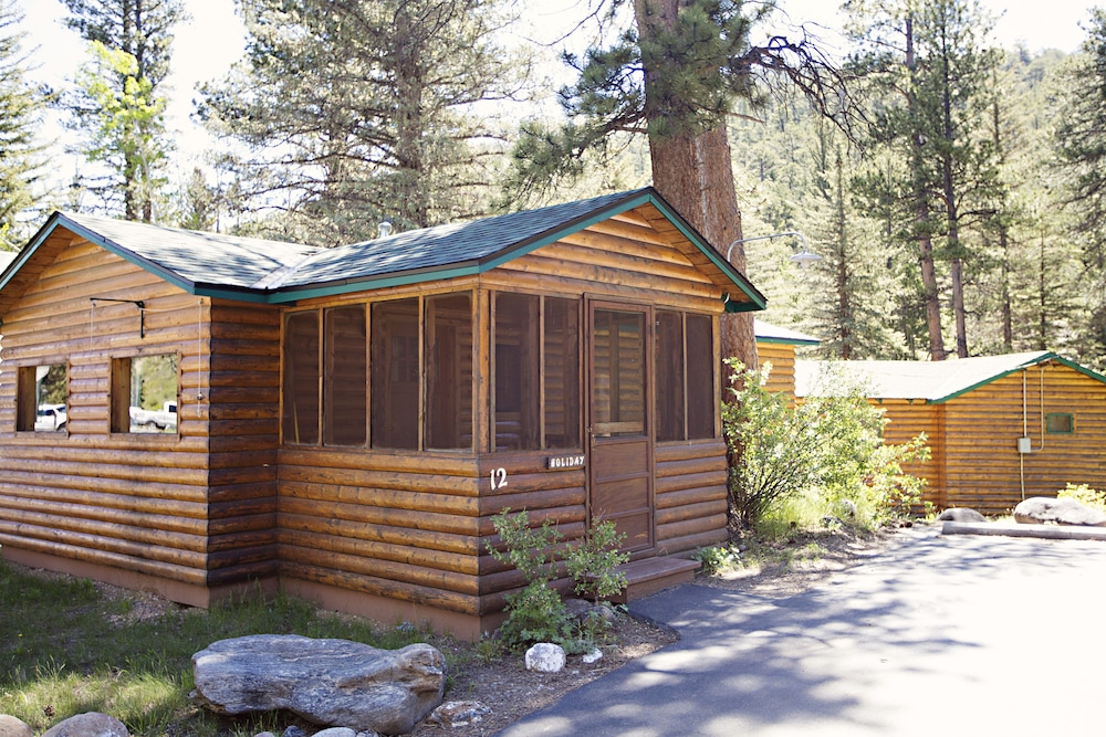 Traditional Cabin, Resort View