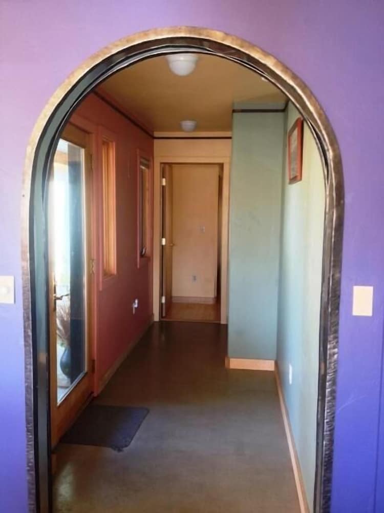 Comfort House, 3 Bedrooms, Mountainside photo 2
