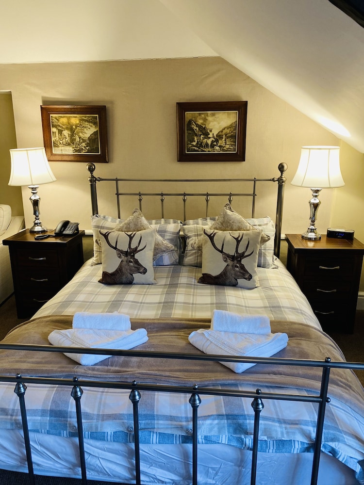 Superior King Room - Photo 3