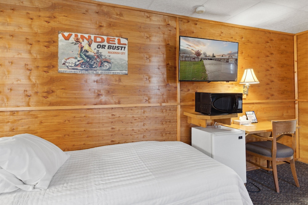 Standard Room, Multiple Beds photo 3