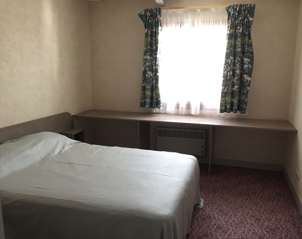 Classic Double Room, Private Bathroom - Photo 4