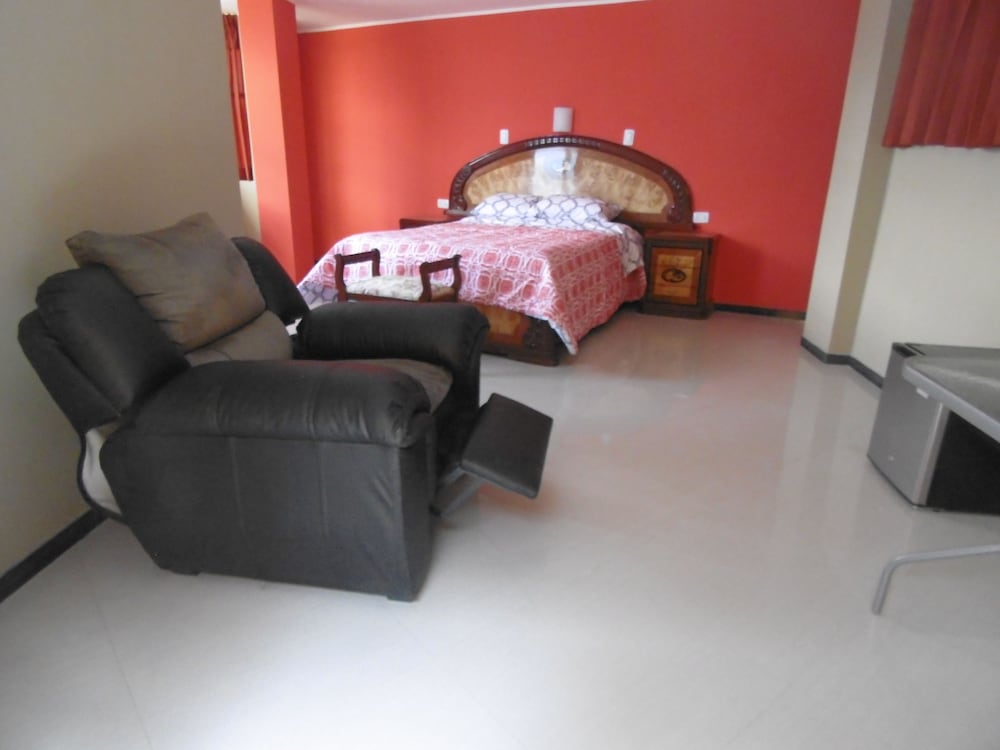 Executive Suite, 1 Queen Bed photo 2