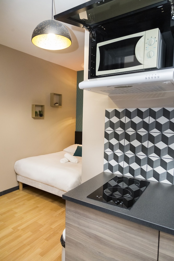 Superior Studio, 1 Double Bed (2 pax, 106 Rue de Paris) - Photo 14