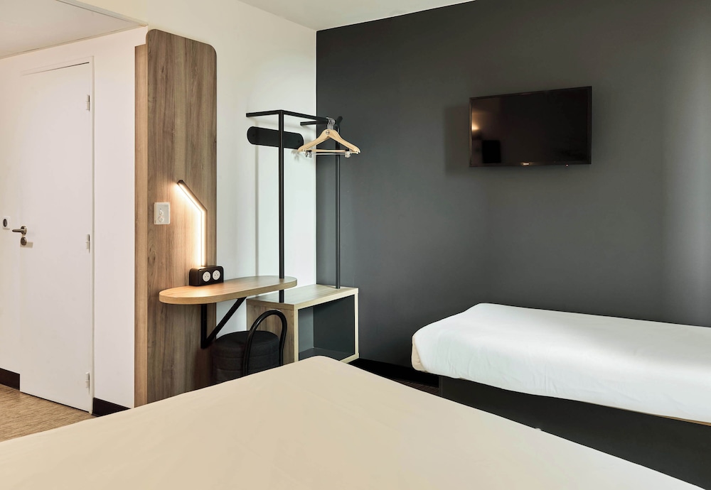 Triple Room - Photo 9