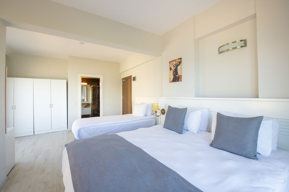 Superior Triple Room, Sea View