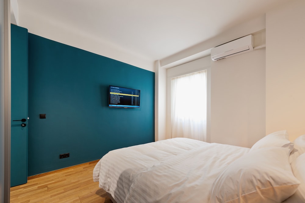 Apartment, 2 Bedrooms, City View