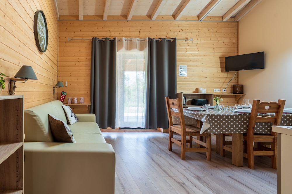 Traditional Lodge, Accessible photo 1