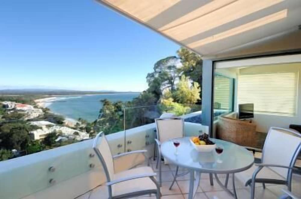 Standard Apartment, 1 Bedroom, Non Smoking, Kitchen (Sunset Suite 5 Nights) photo 1