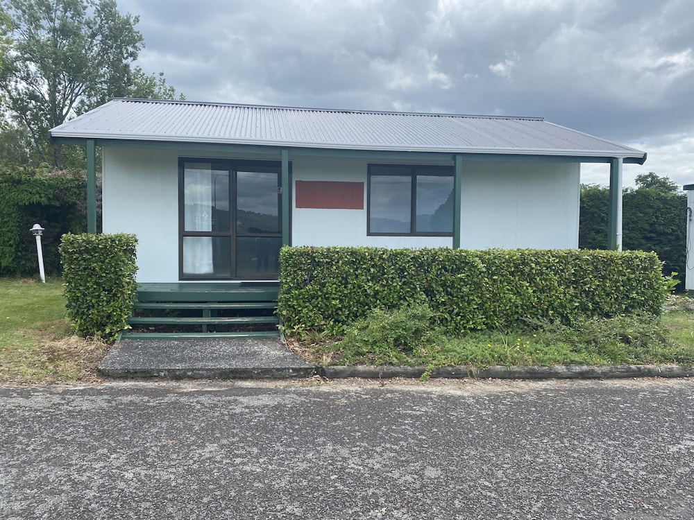 Large Family Basic Cabin