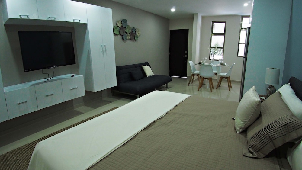 Deluxe Studio, Kitchen - Photo 19