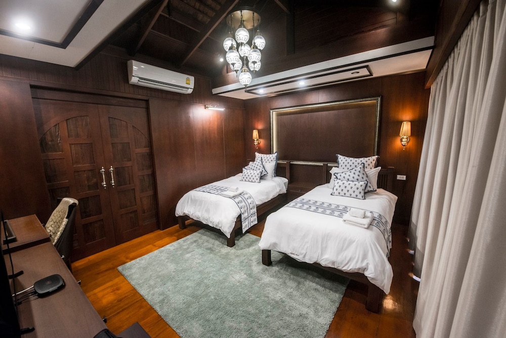 Sea View Twin Room - Photo 3