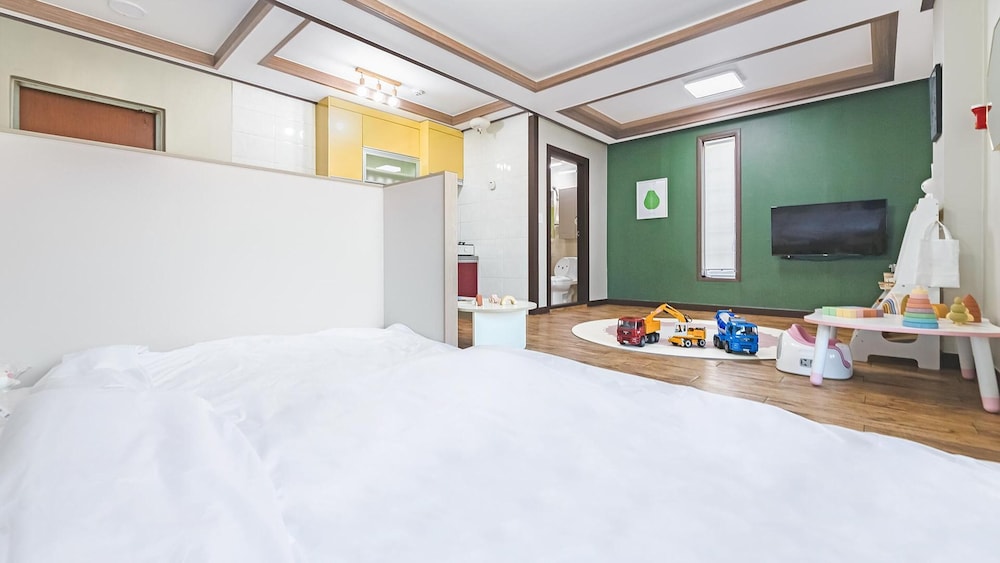 Basic Room, 1 Bedroom (Ttalgi - Kidsroom) - Photo 22