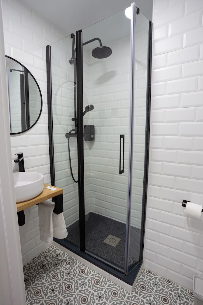 Superior Double Room - Photo 9